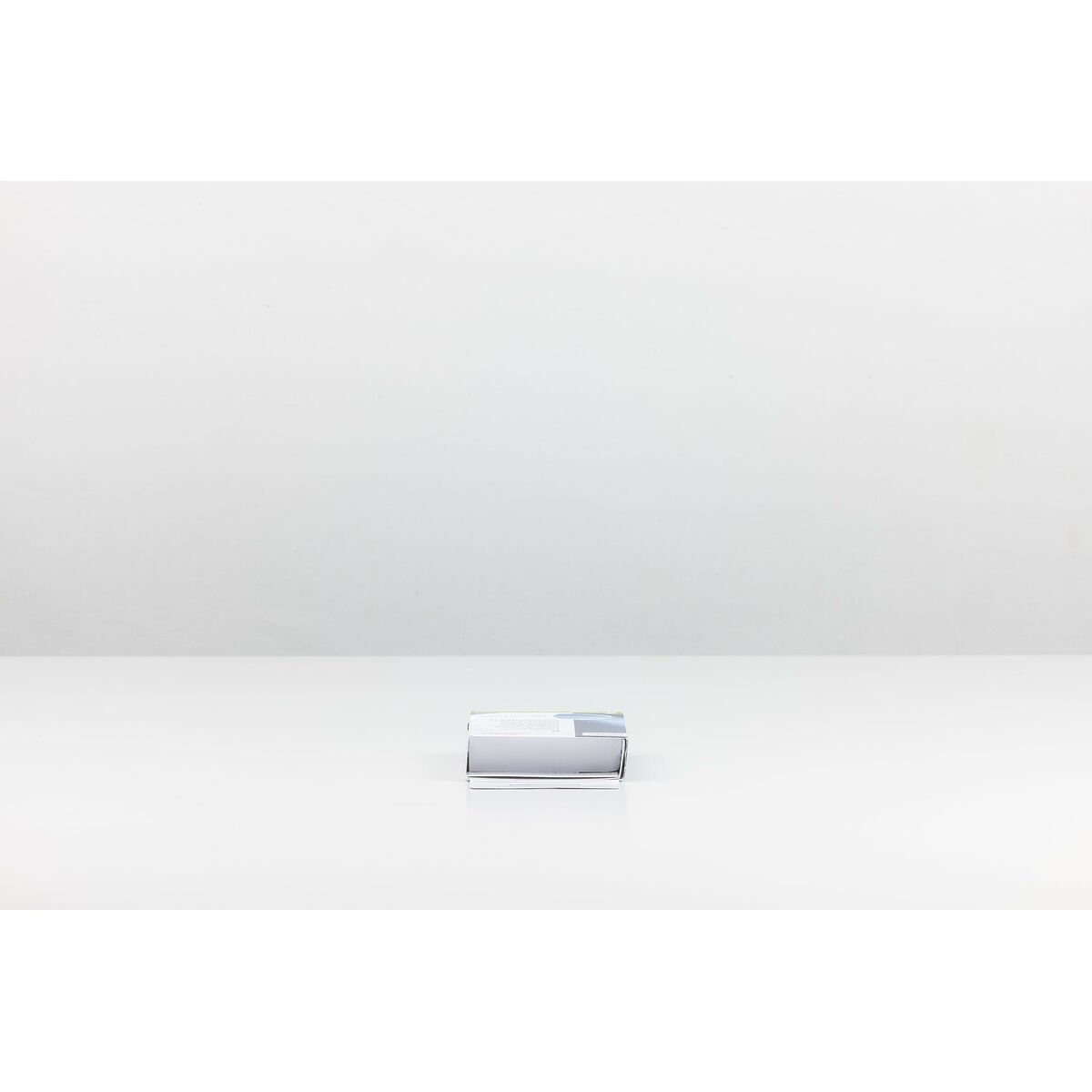 S71018438_15